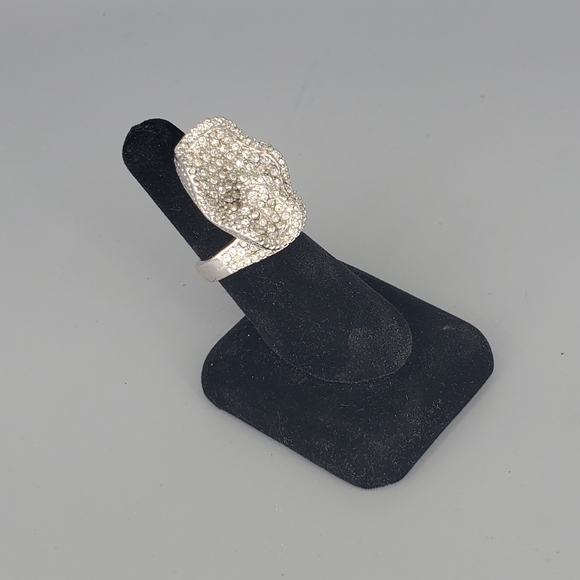 Abstract Silvertone Rhinestone Cocktail Ring - Picture 8 of 12